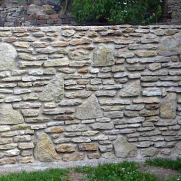 Kamenná zeď
